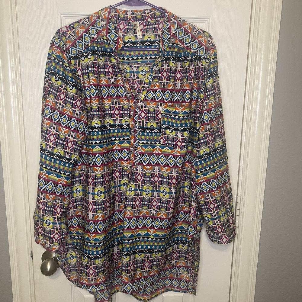 Live 4‎ Truth Blouse  Women's XL Top Boho Geometric Long Sleeve Lightweight